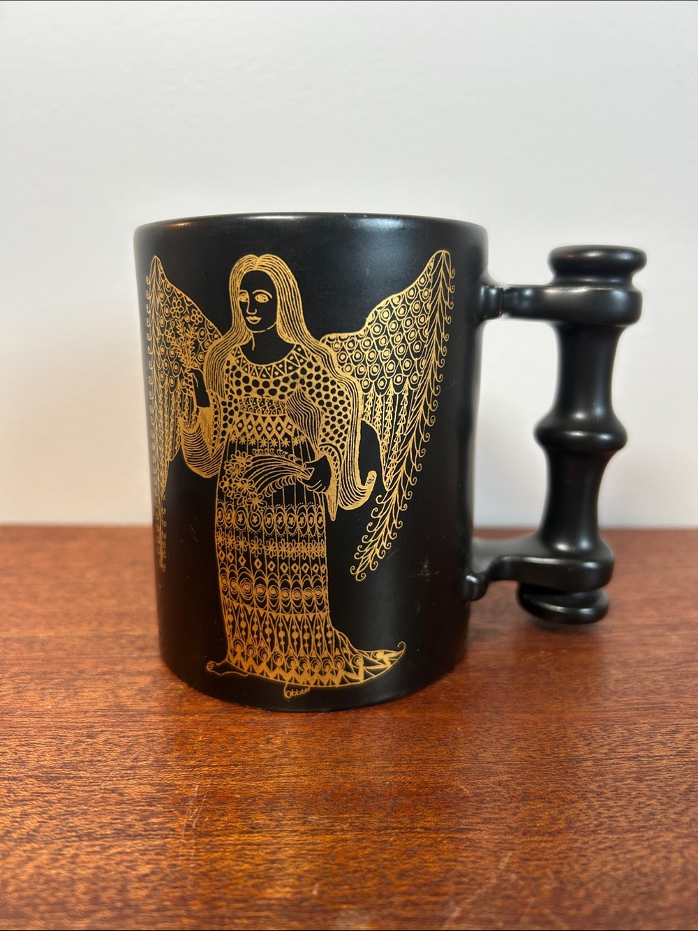 Virgo Portmeirion Black and Gold Zodiac Ceramic Tea or Coffee Mug Good Condition